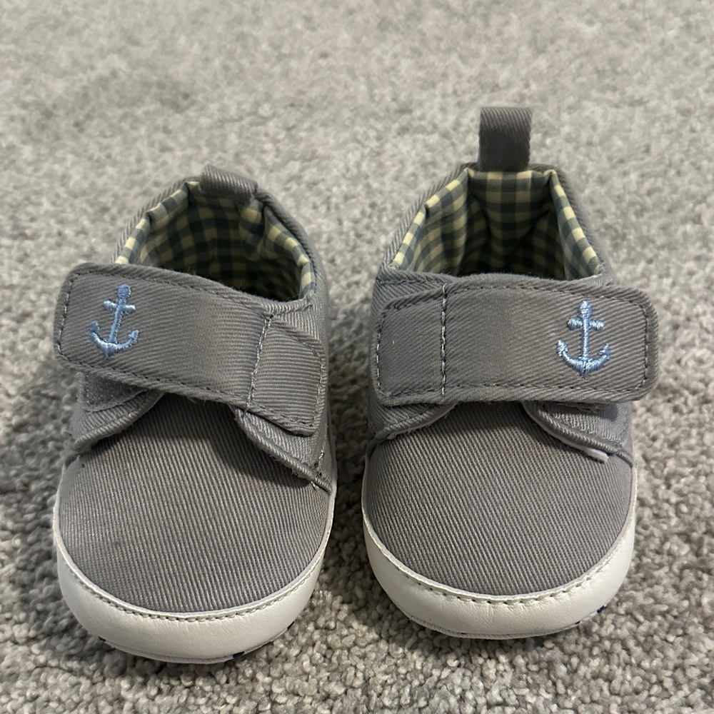 Tommy Bahama Gray Baby Shoes with Blue Anchor